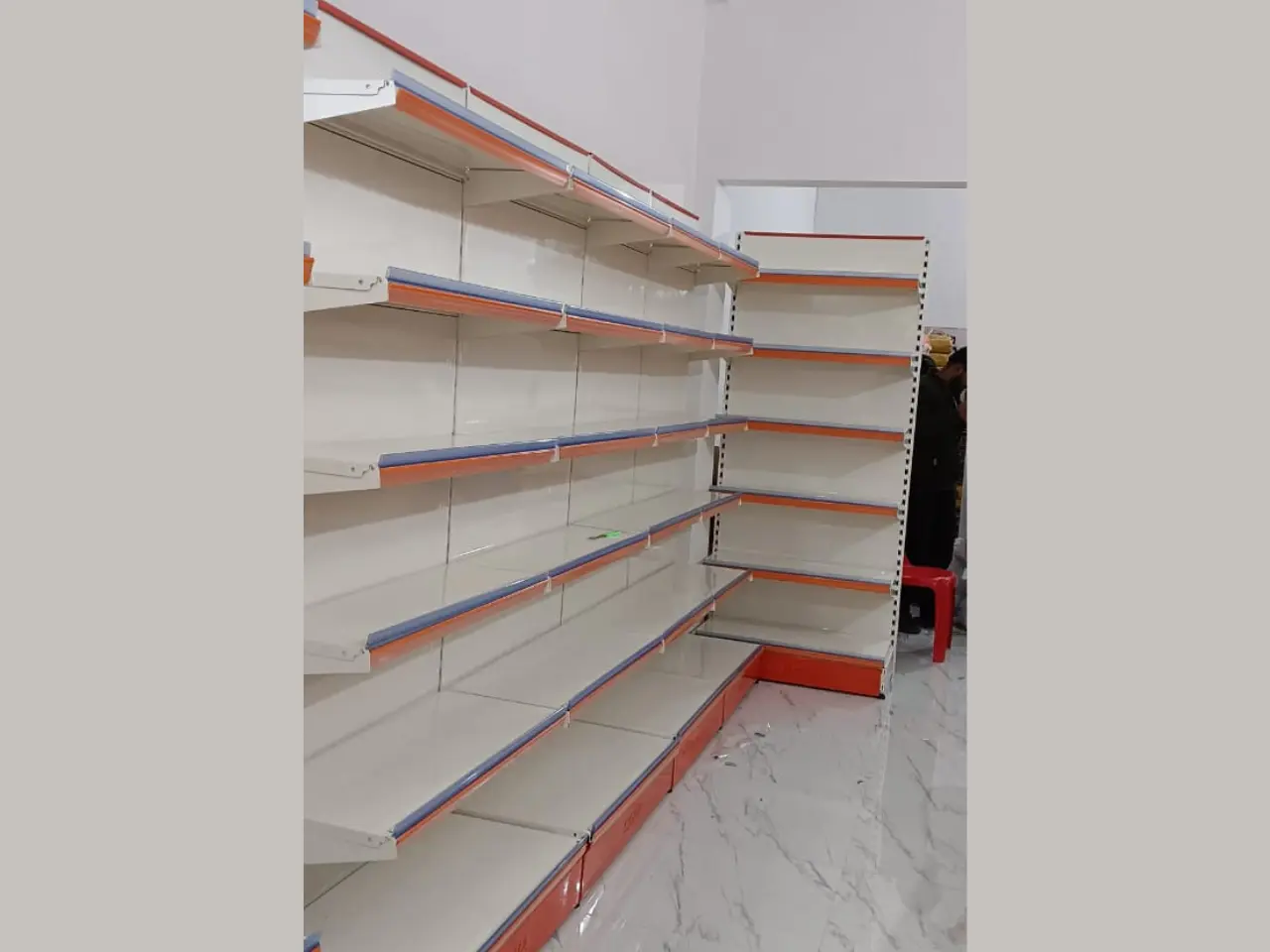200854079_wall-channel-display-rack-Ranchi.webp