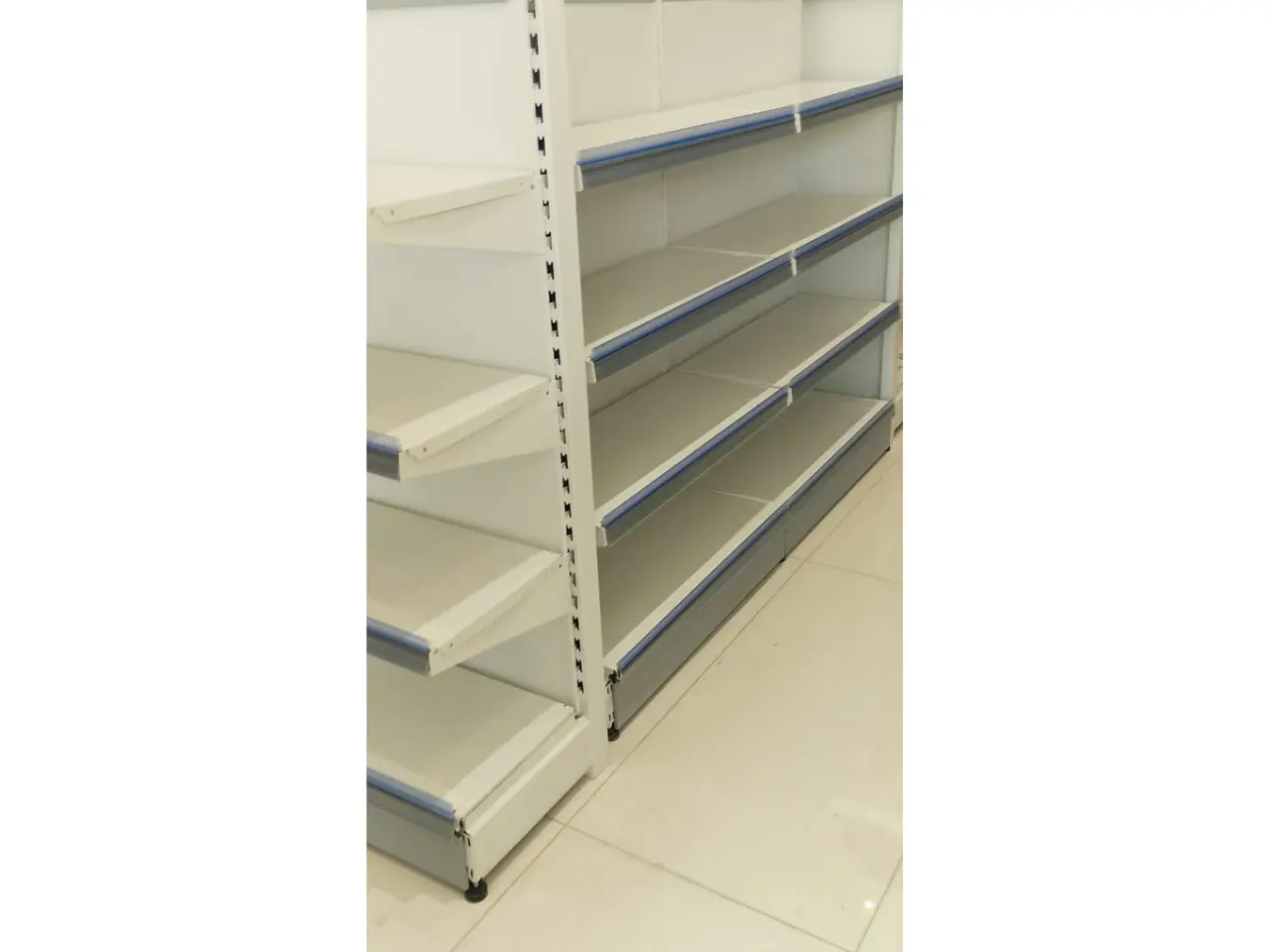 248617567_end-display-racks-Installation-Alwar.webp