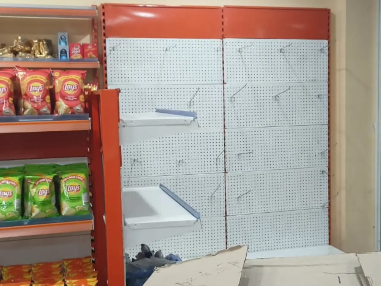 311212207_perforated-display-rack-Telangana.webp