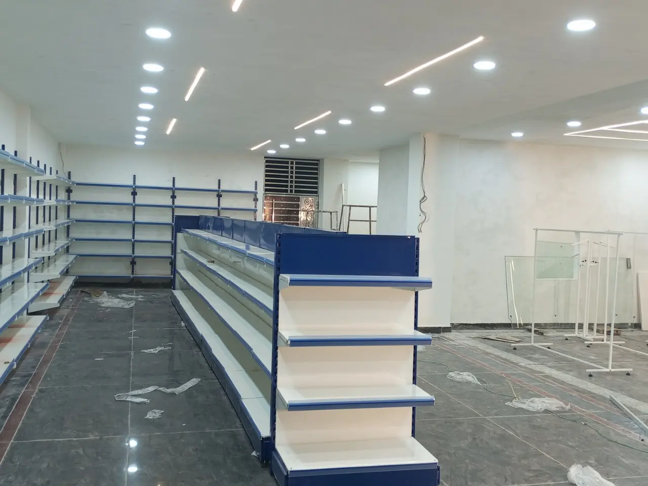 333450002_end-cap-display-Allahabad.webp