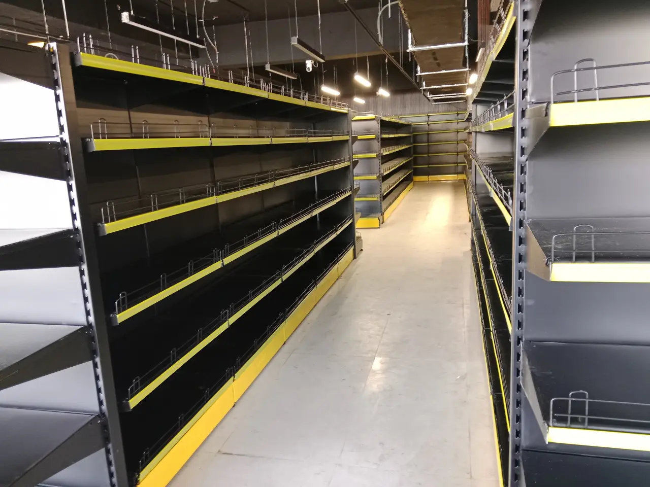 462530264_center-display-racks-for-vegetable-store-Punjab.webp
