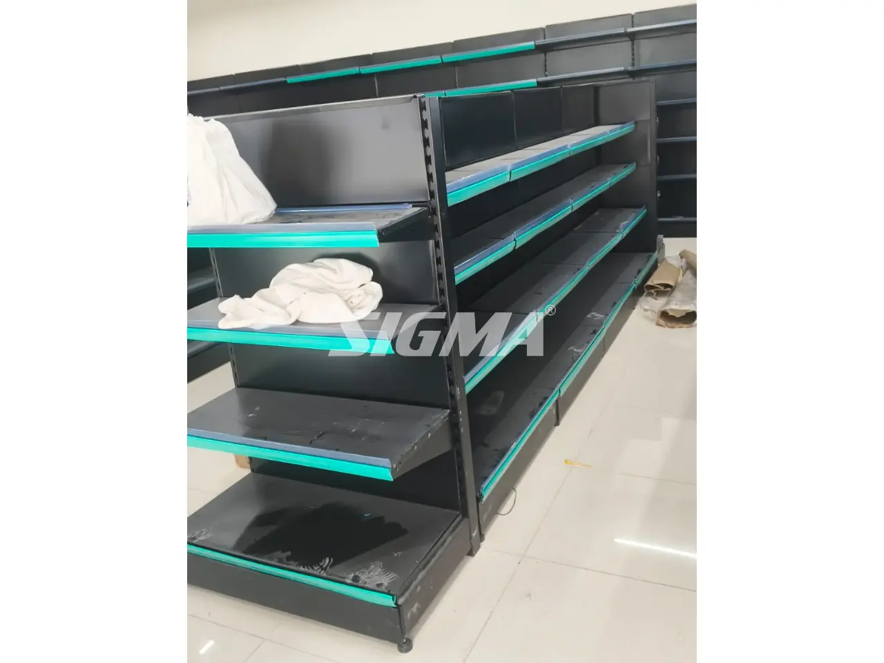 537037947_Supermarket-Display-Racks-Bangalore4.webp