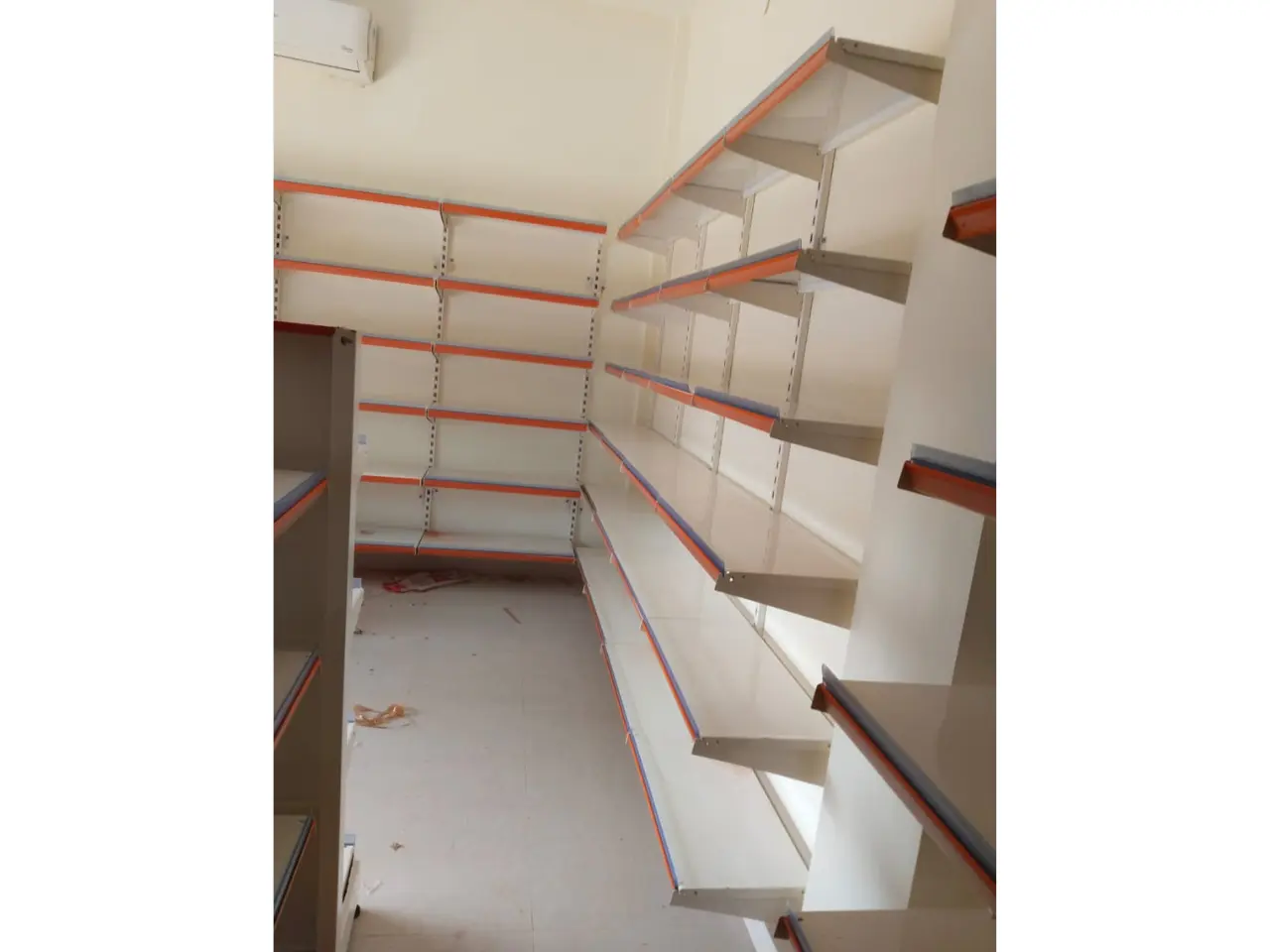 611754521_wall-display-racks-Installation-Bihar.webp