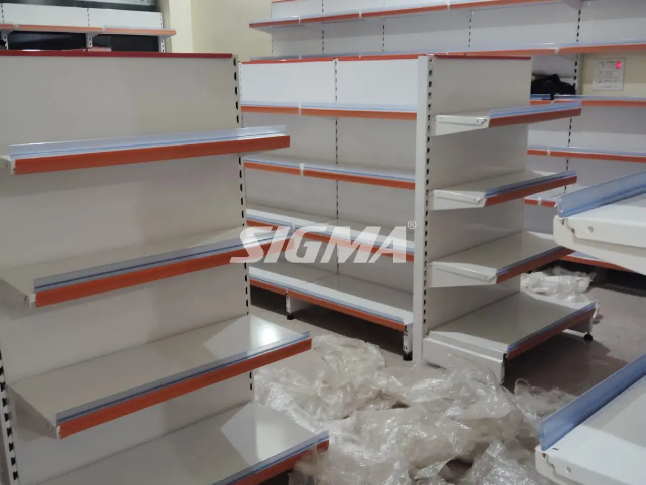 635552148_Center-Display-Racks-Chatra.webp
