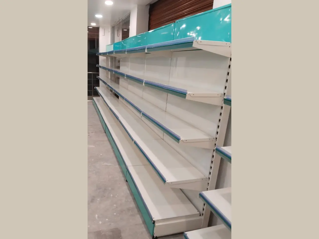 677420618_display-racks-Installation-West-Bengal.webp