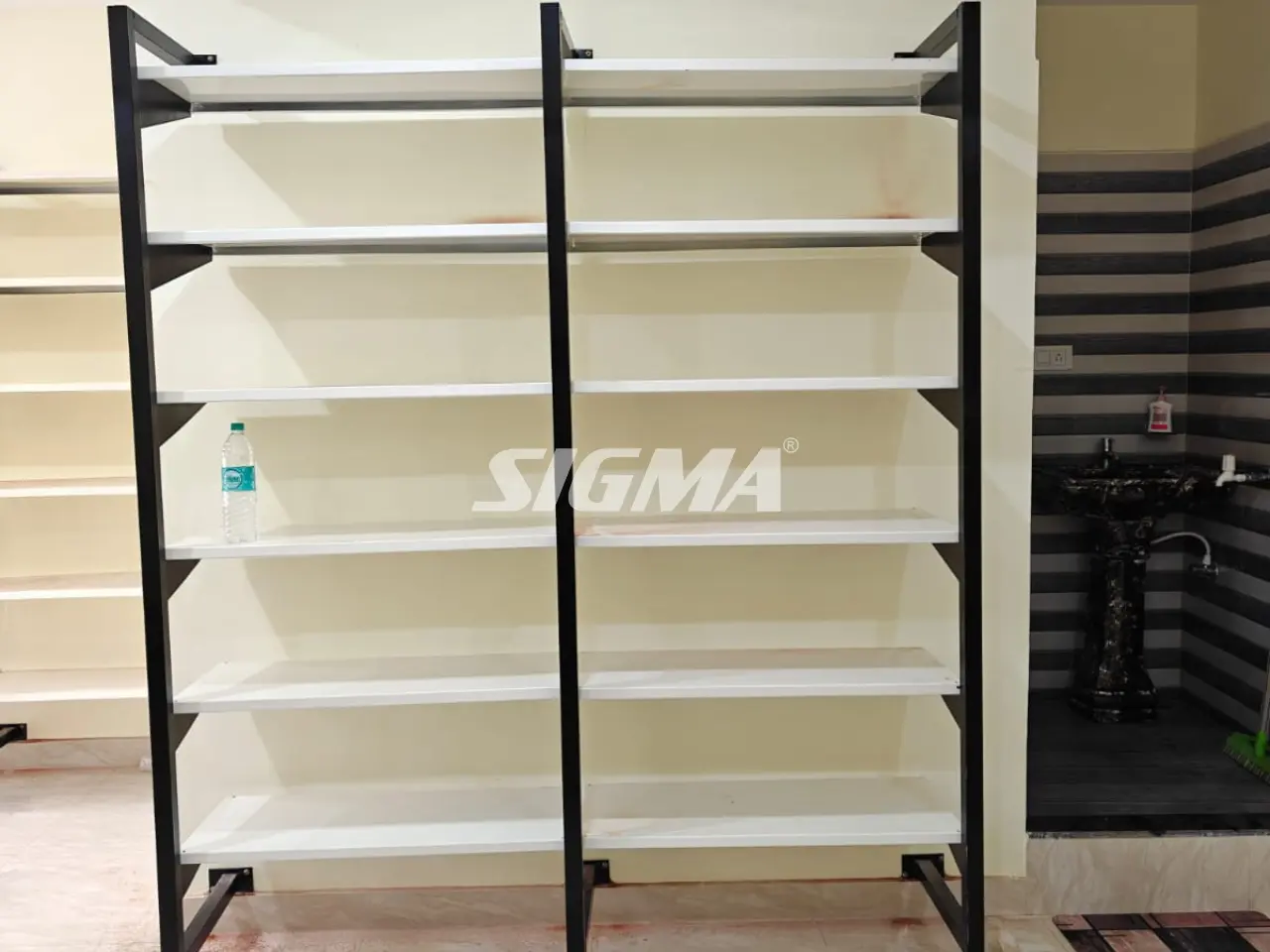 695633507_wall-mount-garment-racks-Ranchi.webp