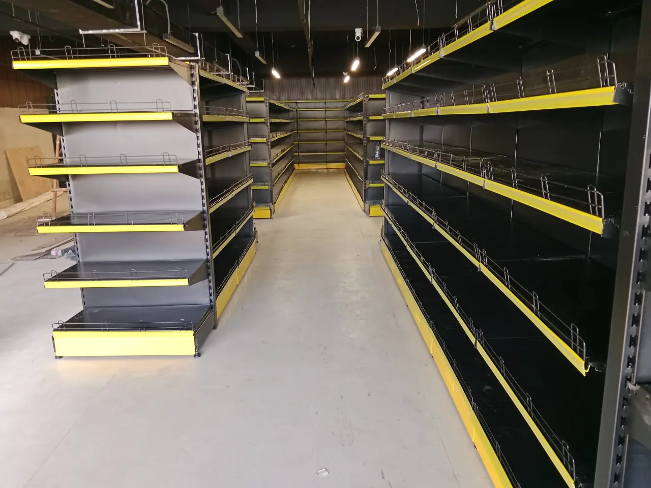 730932052_end-display-racks-for-vegetable-store-Punjab.webp