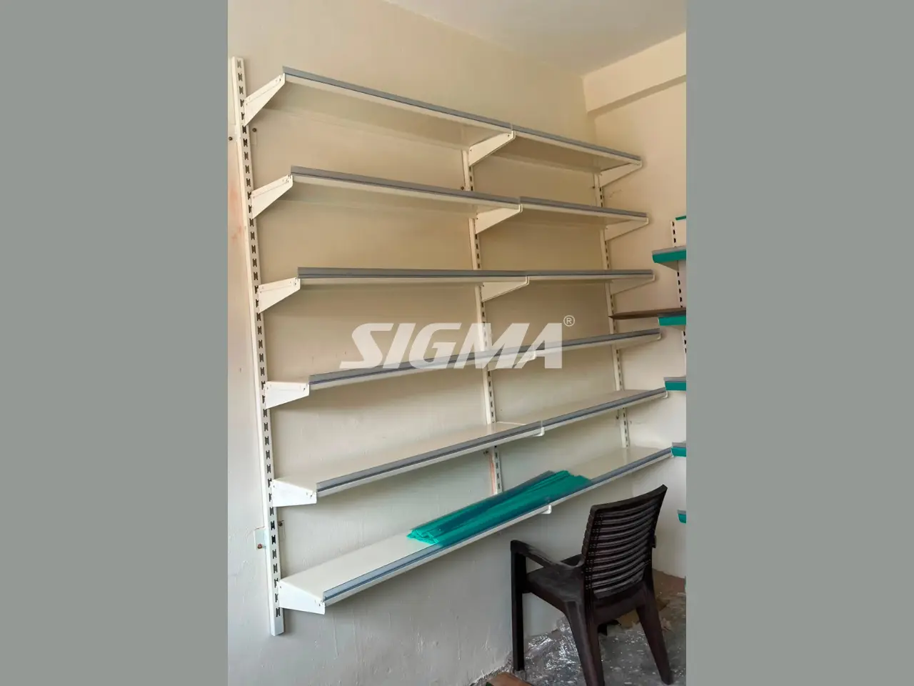 788870824_Premium-wall-mount-Rack-for-store-in-Kanpur.webp